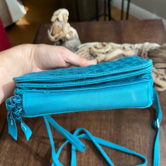 Vera Bradley RFID All in One Crossbody Bag blue - Picture 5 of 11